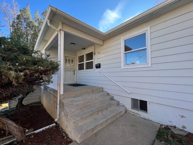 AMAZING 3 Bed 2 Bath Home In Newlands Neig... - AMAZING 3 Bed 2 Bath Home In Newlands Neig...