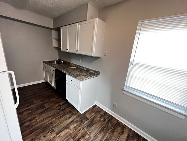 Photo - 4405 Landside Dr Unit 4405 Landside Drive -  4