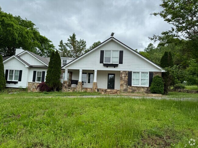 Building Photo - 6016 Calfkiller Hwy Rental