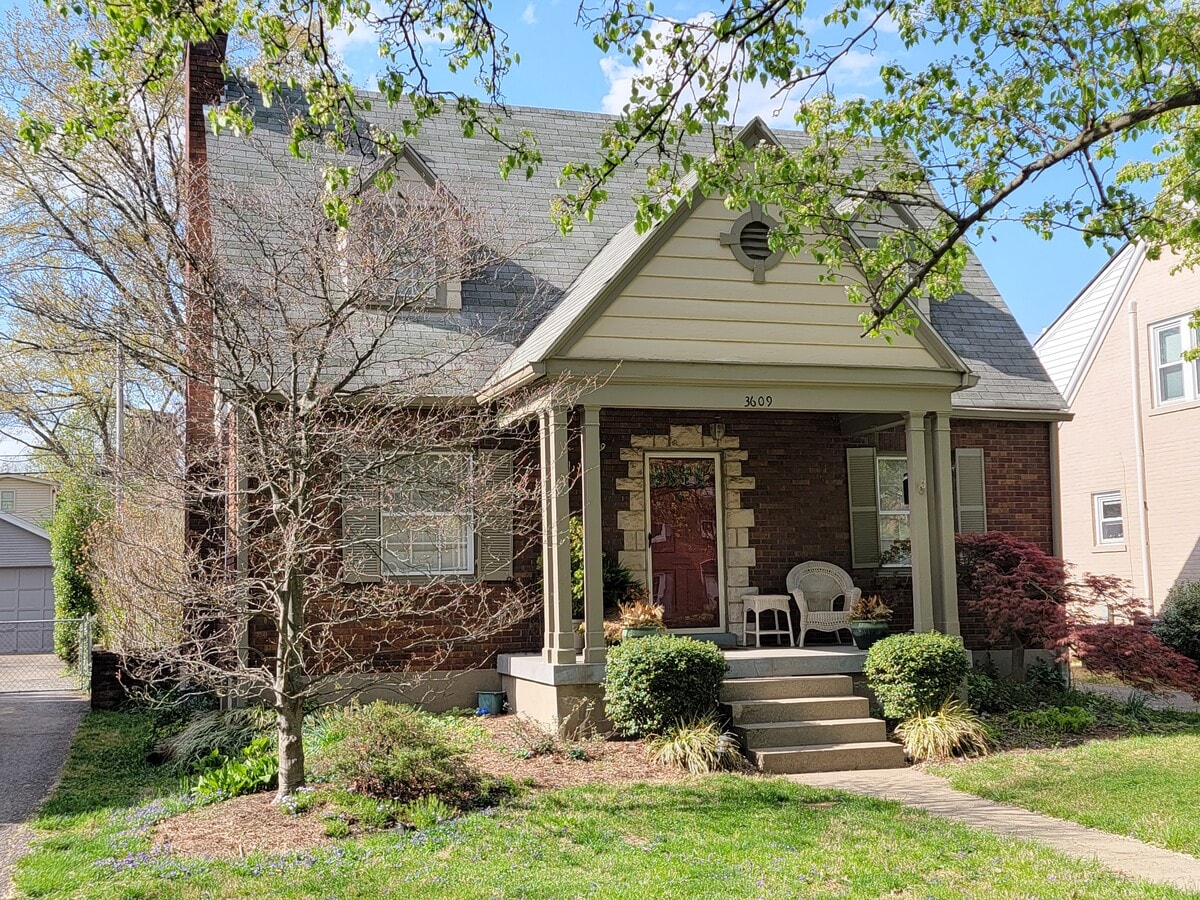 Photo - 3609 Hycliffe Ave