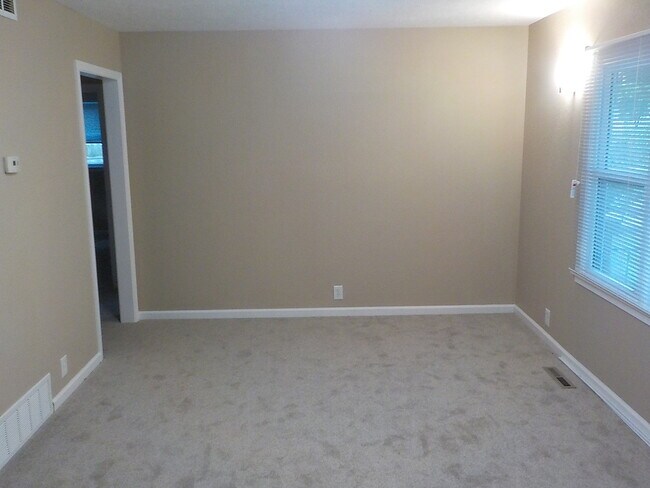 Photo - 1333 Fogarty Dr