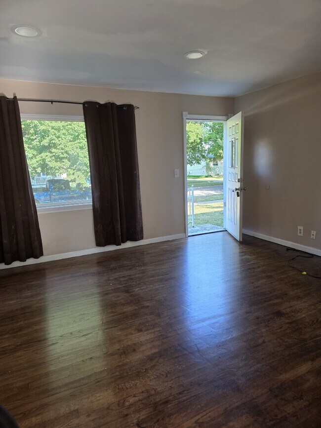 Photo - 22521 Ira Blvd