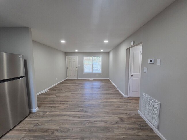 Photo - 479 Old Federal Rd Unit A