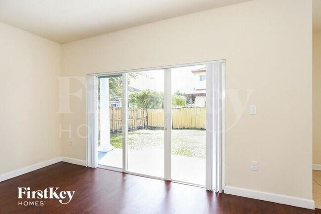 Photo - 15464 SW 18th Ln