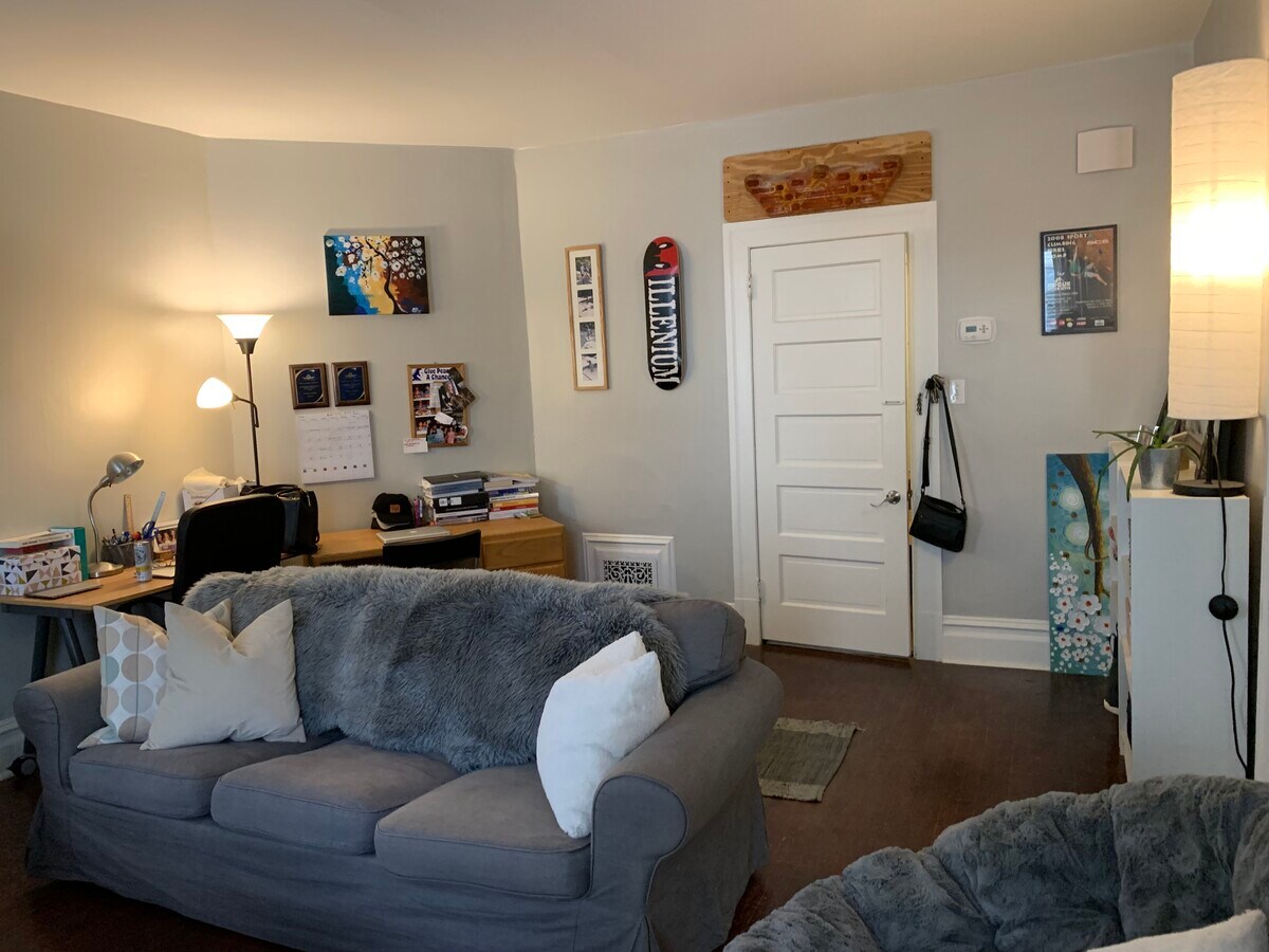 Photo - 273 S 1100 E