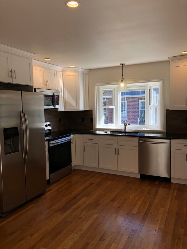 Photo - 1608 Linden Ave