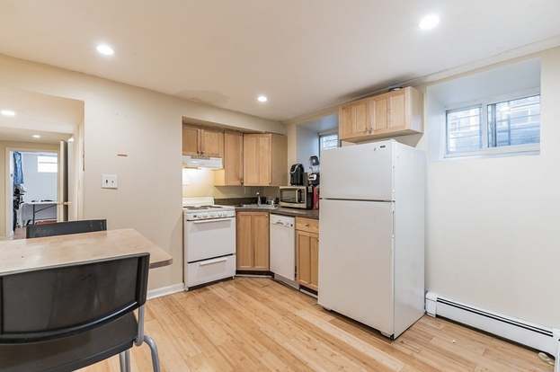 Photo - 141 Chiswick Rd