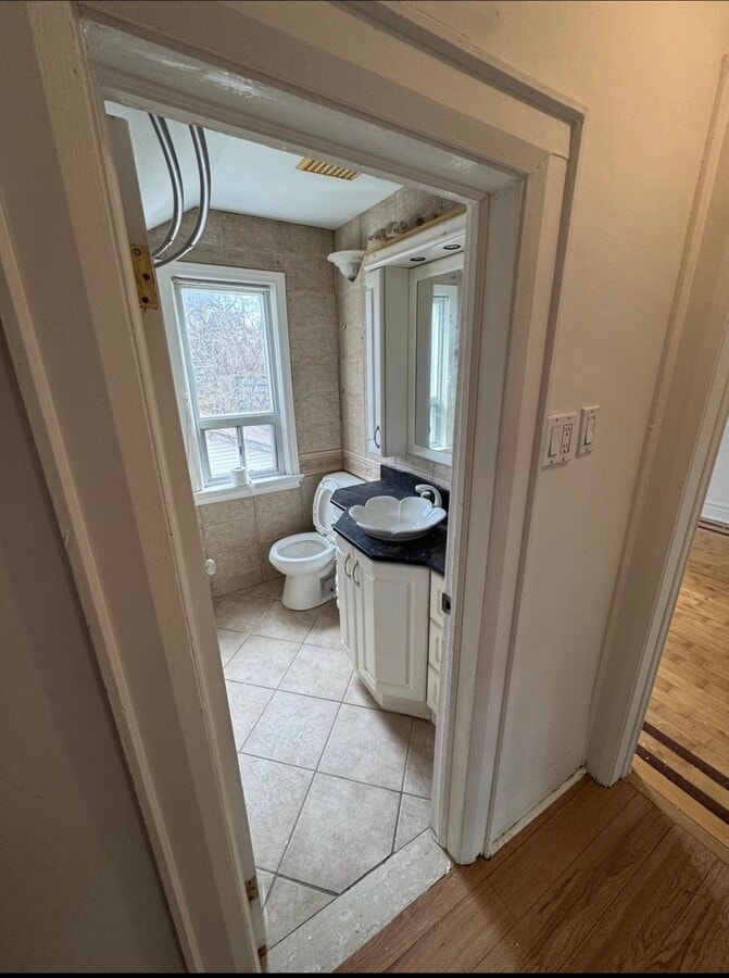 Photo - 47 Hillary Av