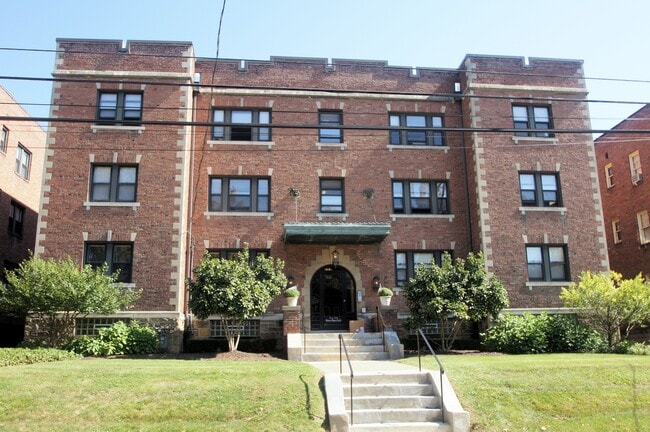 773 Shady Dr E - 773 Shady Dr E