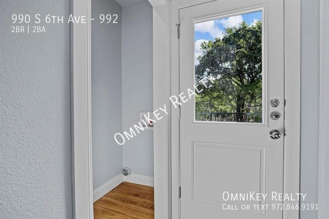 Photo - 990 S 6th Ave Unidad 992