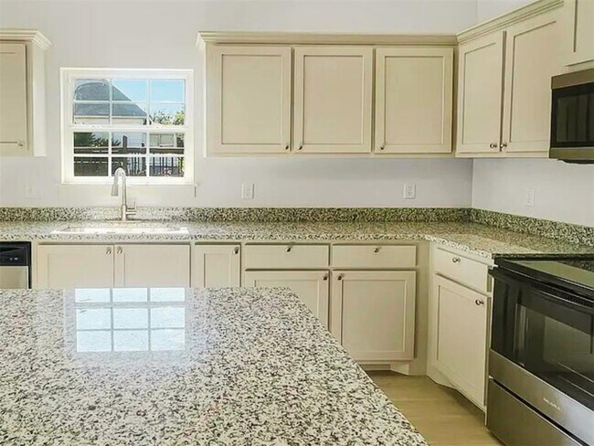 Photo - 2116 Charles Whitlow Ave