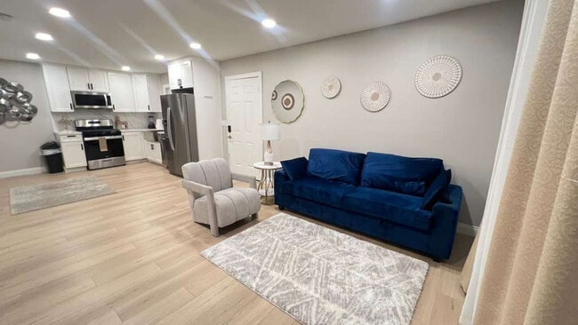 Photo - 321 W Park Ave Unit SI ID1475274P