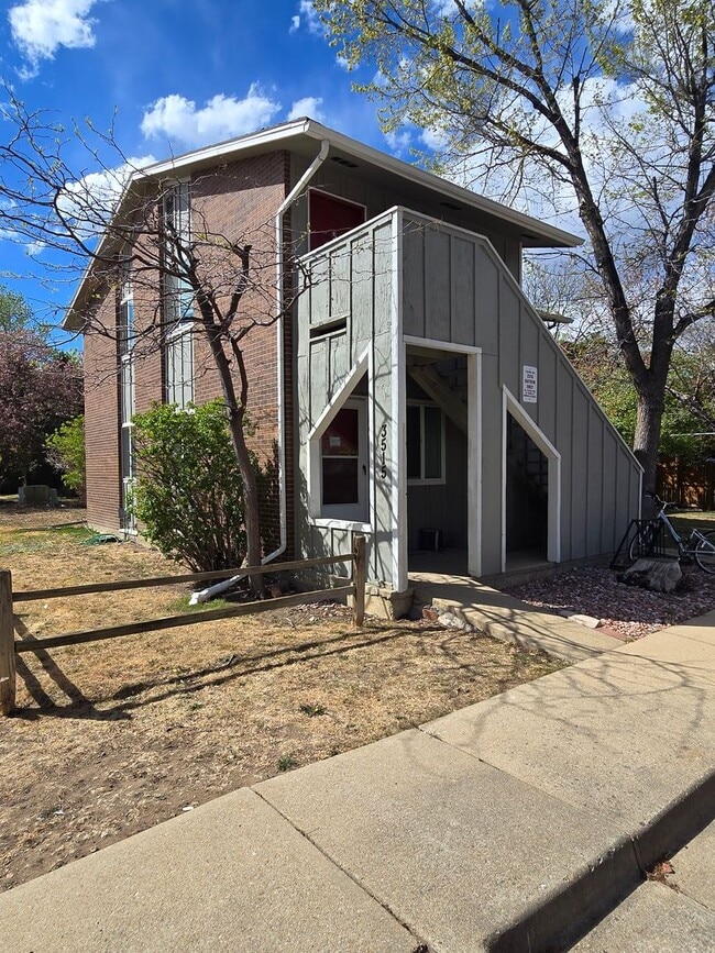 Building Photo - 3515 Hayden Pl Unit 1