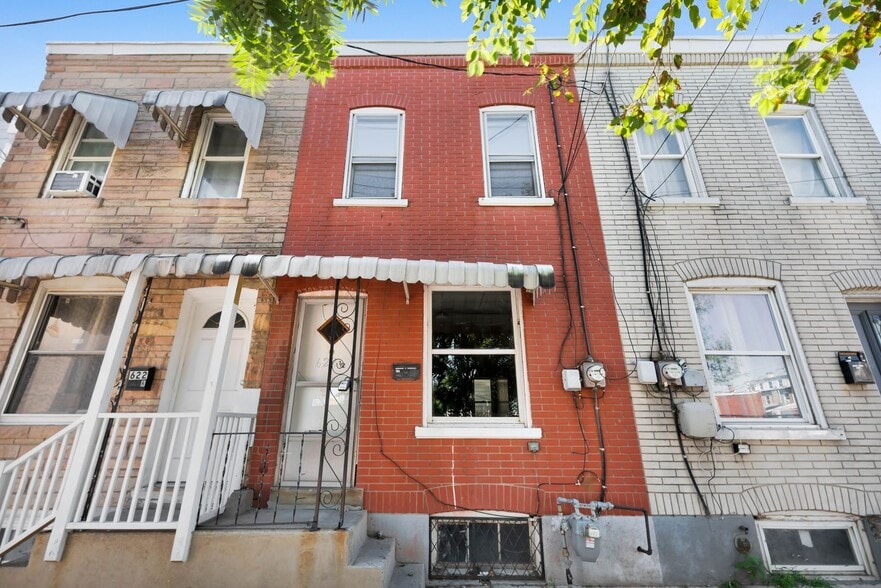 622.5 N Silk St