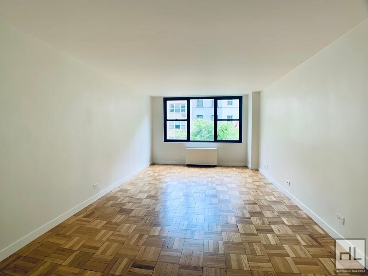 EAST 49 STREET - EAST 49 STREET Unidad 6M