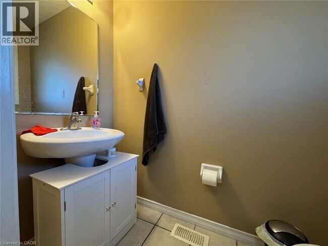 Photo - 517 Northbrook Pl