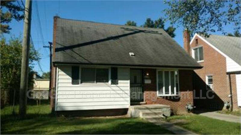 Photo - 16131 Dale St