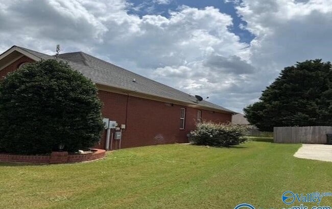 Photo - 110 Arrow Path Dr