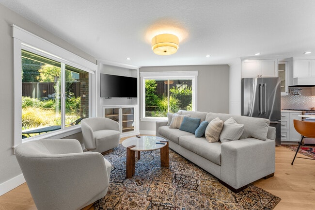 Building Photo - 7275 SW 195th Ave Rental