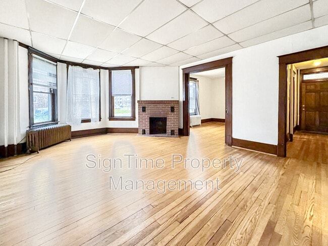 Photo - 825-827 Hamilton Boulevard - 827