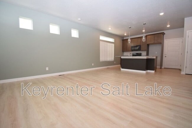 Photo - 214 Allegheny Pl