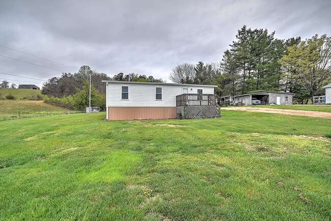 Building Photo - 2145 Brown Springs Rd Rental