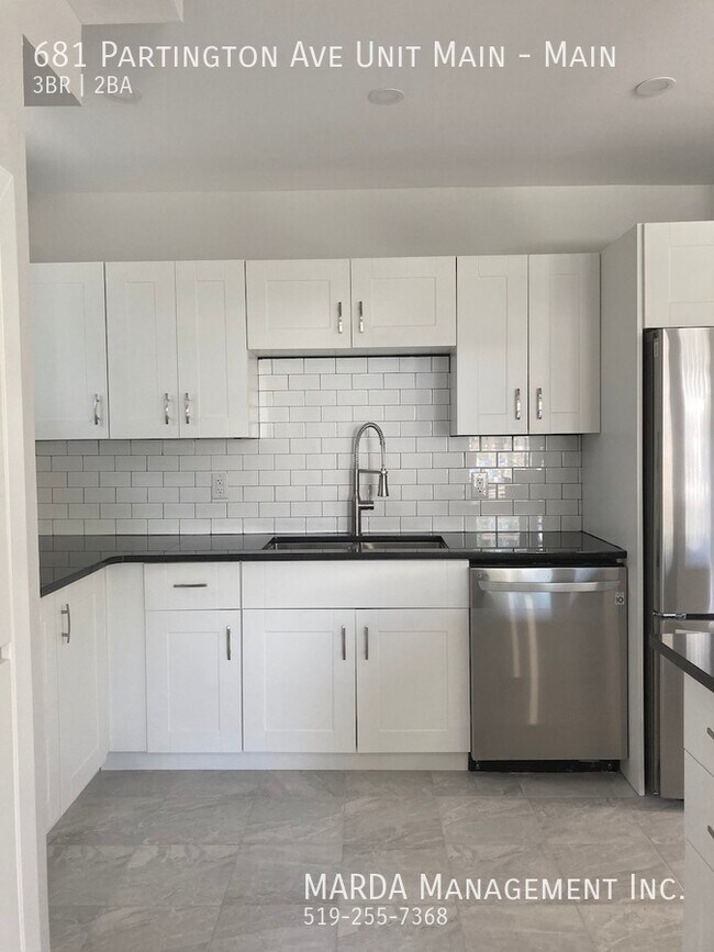 Photo - MODERN & SPACIOUS 3 BED/1.5 BATH HOME ! PLUS %60 HYDRO, GAS, WATER Unité Main