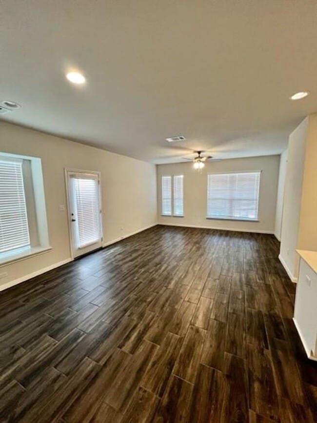 Photo - 17911 Orchidea Way
