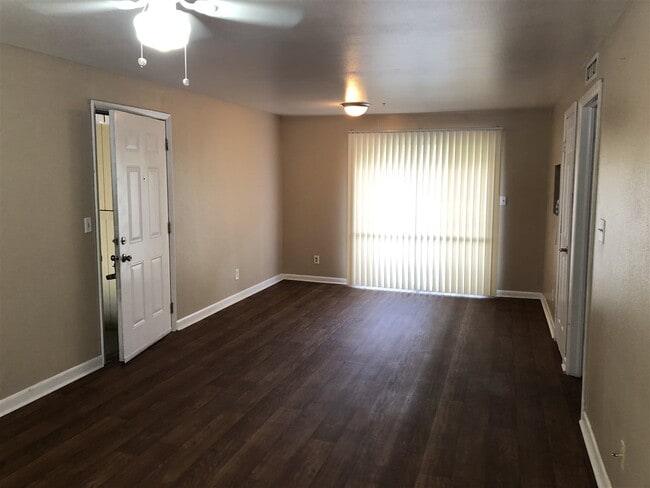 Photo - 1943 Dawsey St