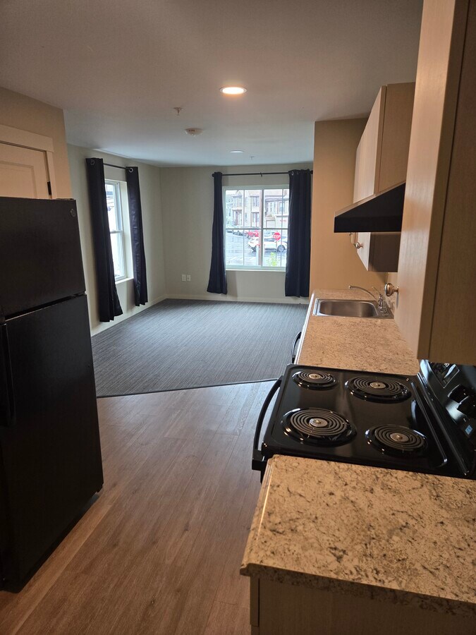 Photo - 12 W 5th Ave Unit 1