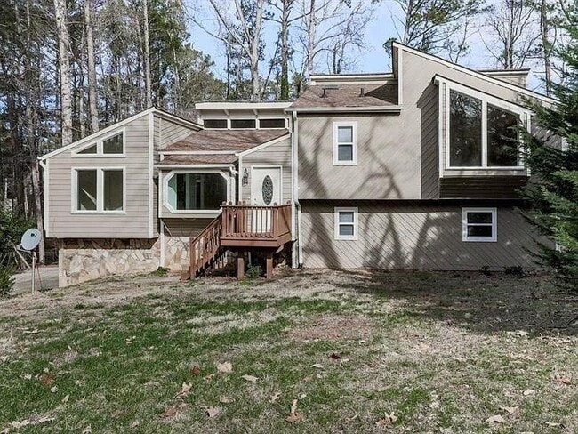 Building Photo - 1400 Boxwood Trce NW