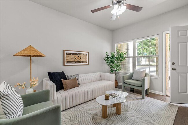 Photo - 131 Thelonious Dr