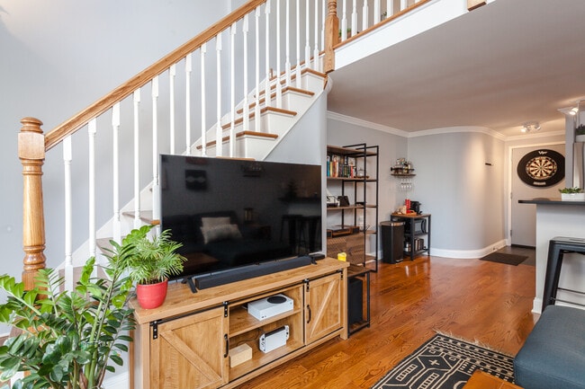 Photo - 1221 N Dearborn St Unidad 1008N