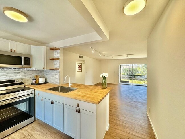 Photo - 715 Gardens Dr Unit 715 Gardens Drive 103