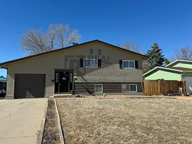 Building Photo - 3011 Aster St