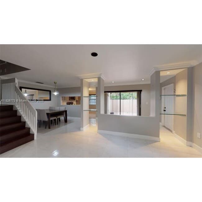Building Photo - 11212 SW 132nd Ct W Rental