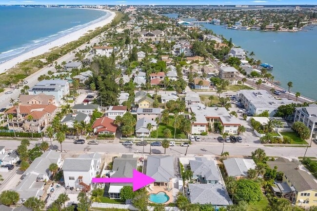 Photo - 108 11th Ave