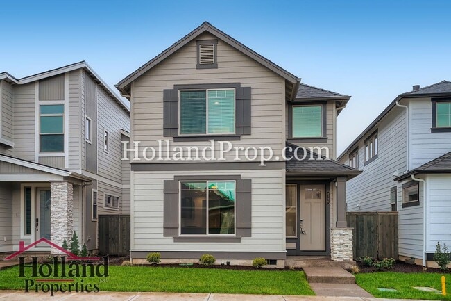 Building Photo - Brand-New Luxury Living Near Butternut Creek Park!