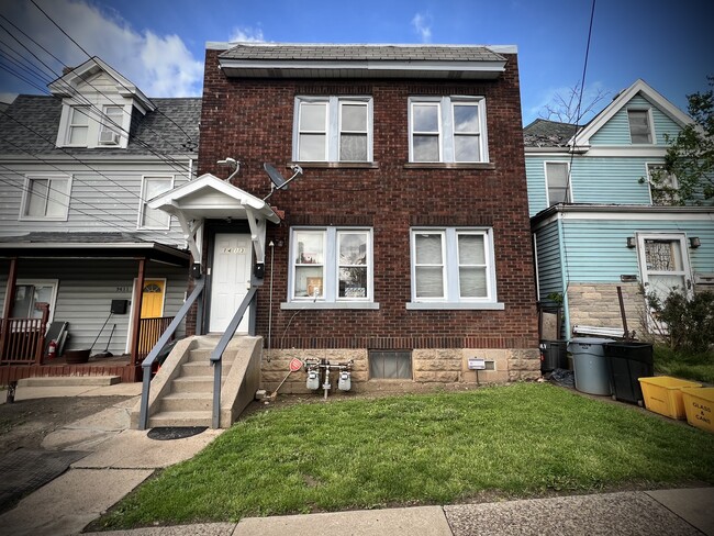 Photo - 1413 Margaret St Unit 2