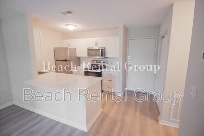 Photo - 6840 Blue Heron Blvd Unit 304