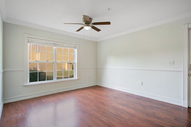 Photo - 2053 Dixie Belle Dr Unidad 2053J