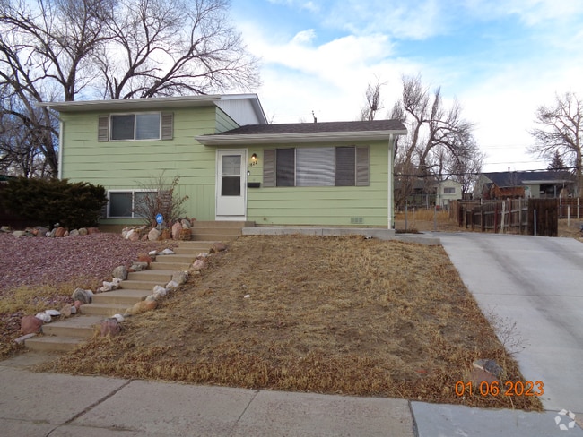 Building Photo - Nicely located close to Memorial Park and ... Rental