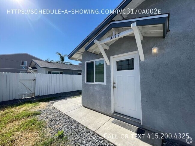 Building Photo - 1077 Greenfield Dr Rental