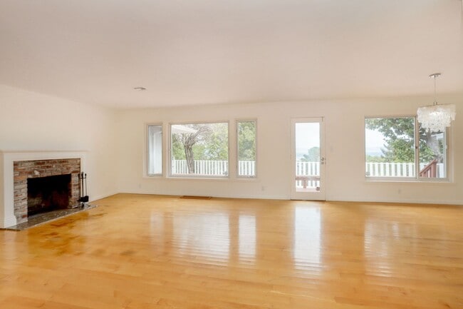 Photo - 3 Bed / 3 Bath + Bonus room pet friendly Millbrae home with pool on a 1/2 acre lot. YouTube tour!!