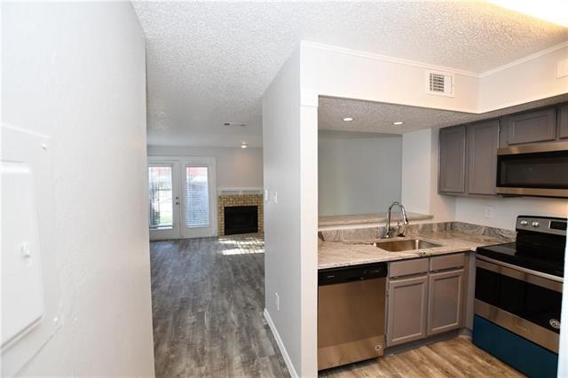 Photo - 9835 Walnut St Unit 108