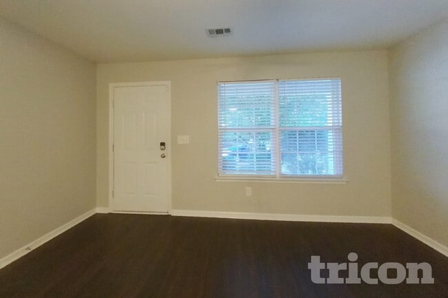 Photo - 4312 Houldsworth Dr