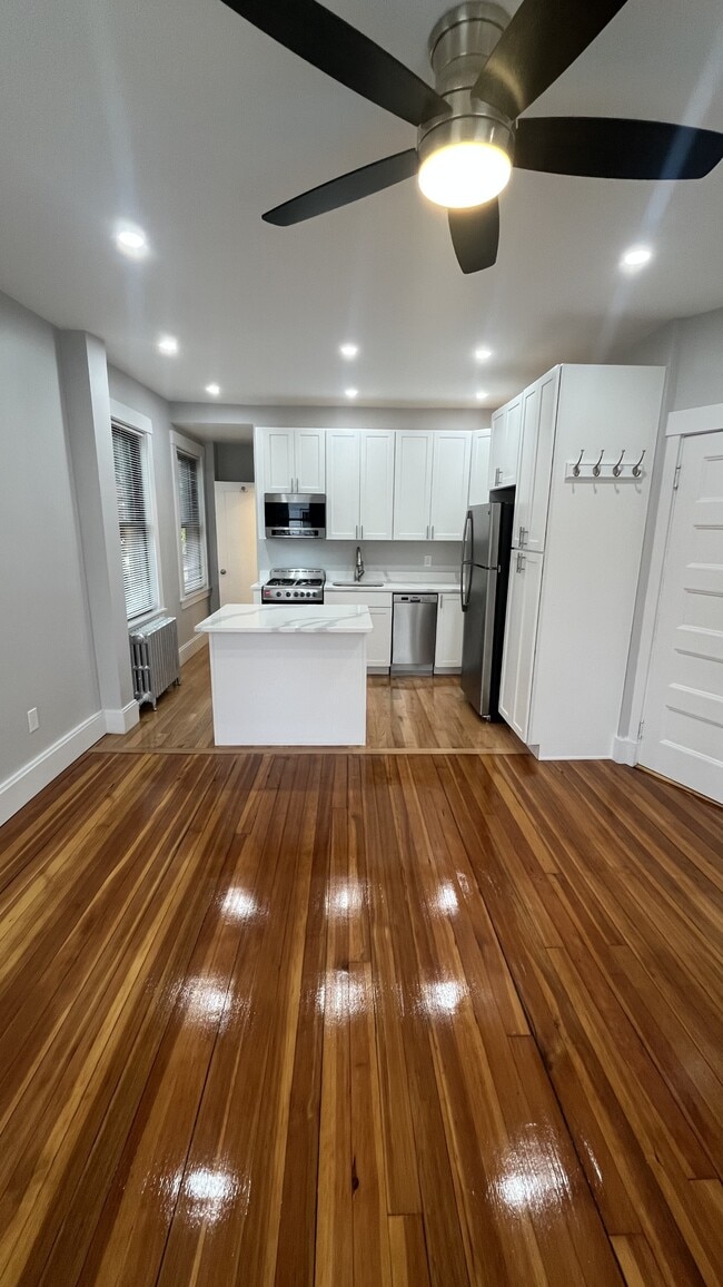 Photo - 19 Seaverns Ave