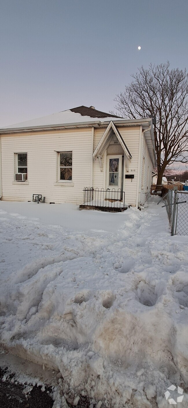 Building Photo - 1505 S 10th St Rental