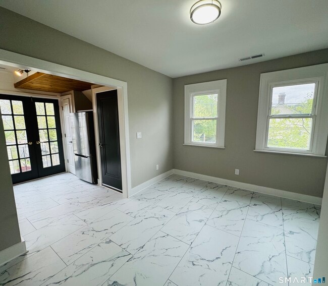 Photo - 52 Howard Ave Unit 3