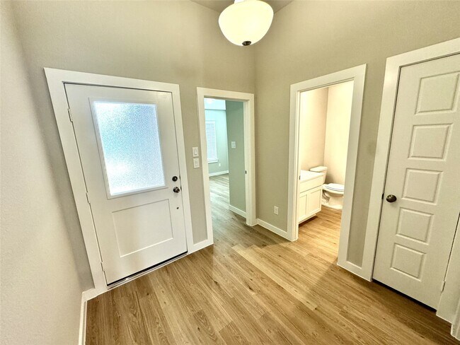 Photo - 8615 Jetty Glen Dr